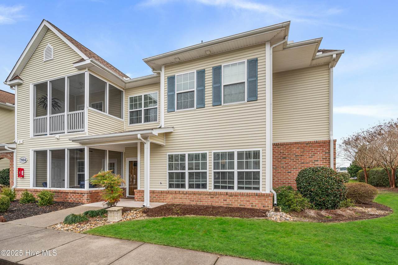 1904 Covengton Way - Photo 1