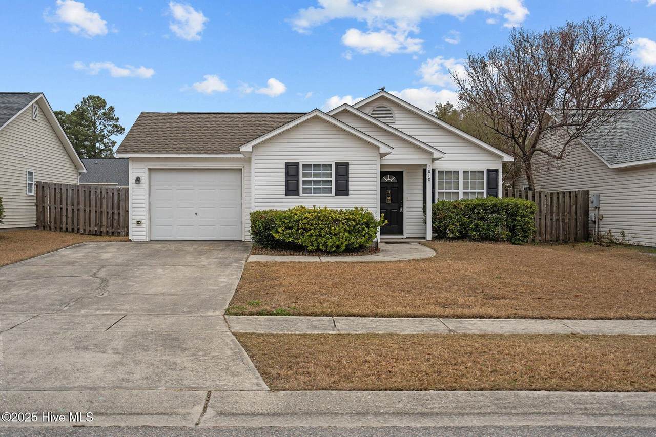 1018 Ashland Way - Photo 1