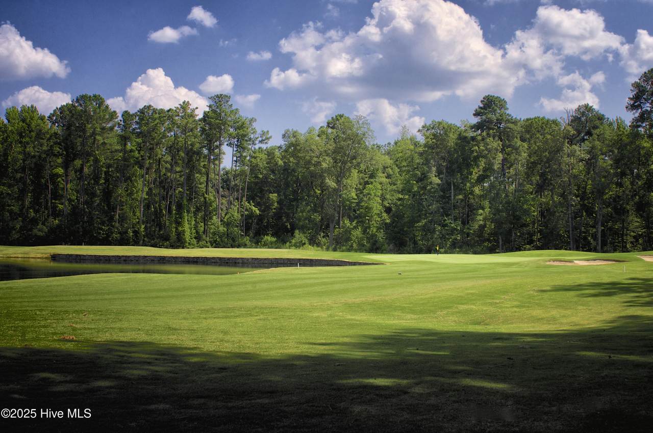 392 Great Glen - Photo 1
