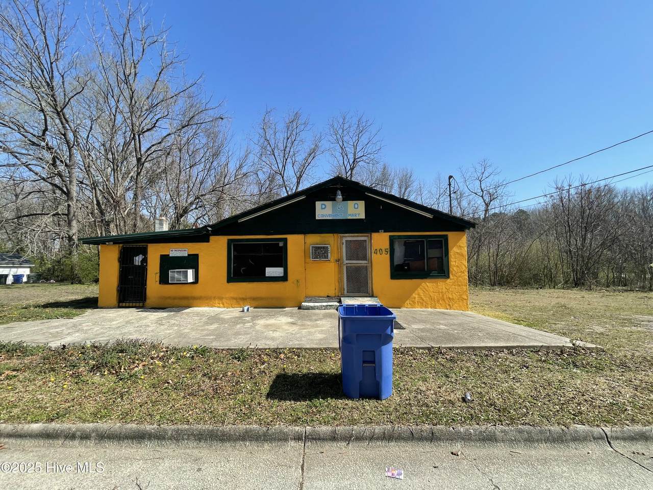 405 Canal Street - Photo 1
