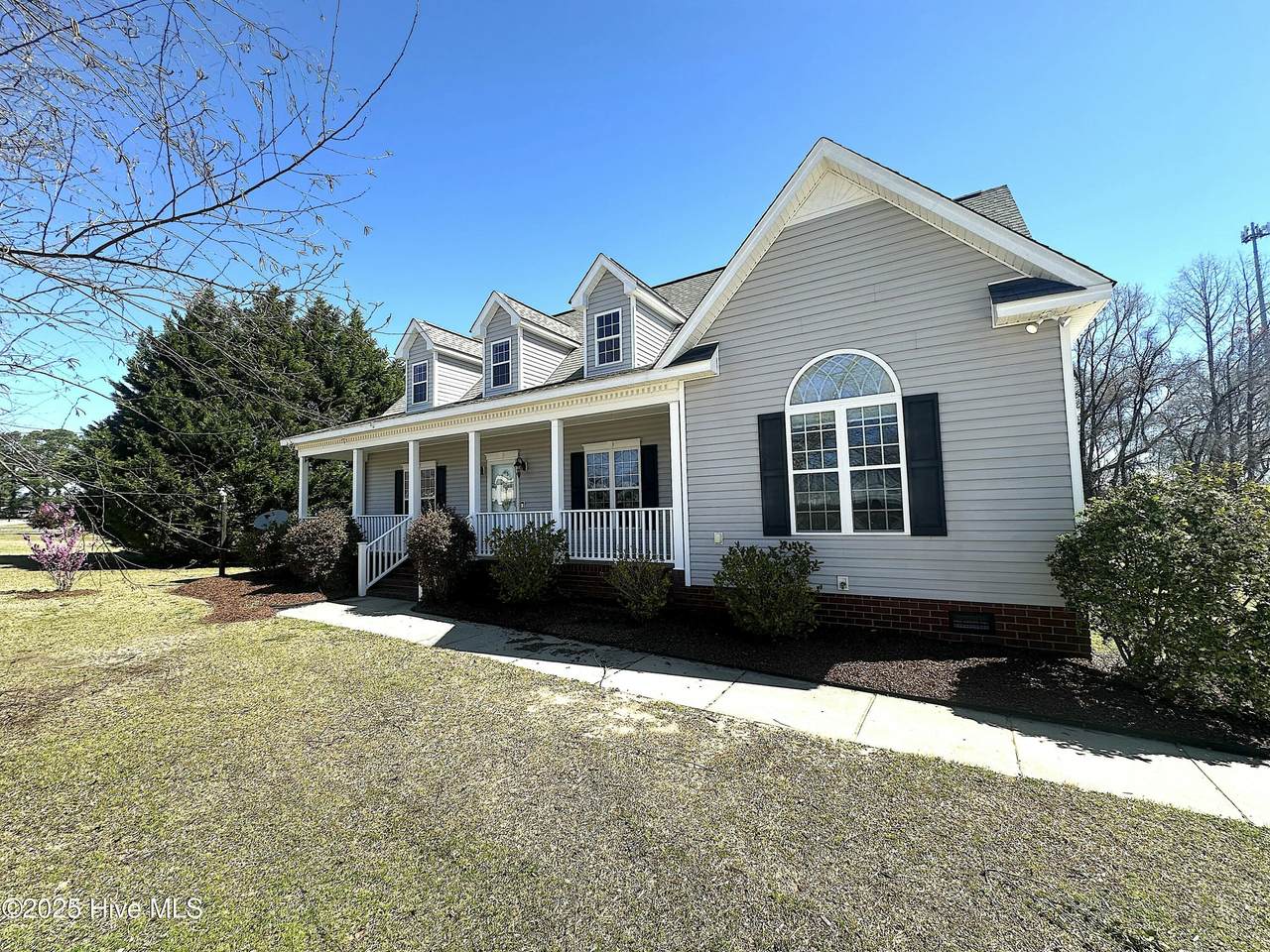 8107 Gentle Breeze Drive - Photo 1