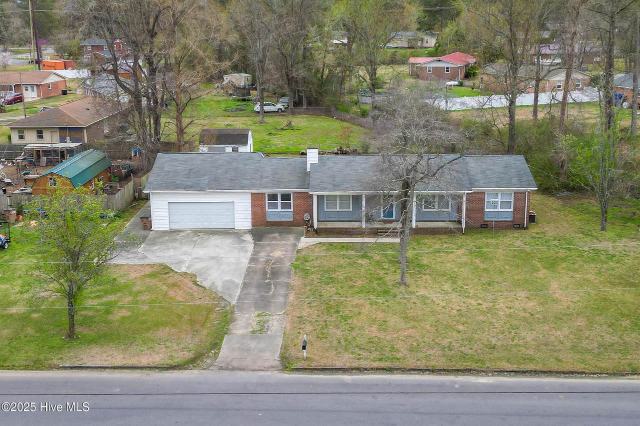 76 Vandergrift Drive - Photo 1