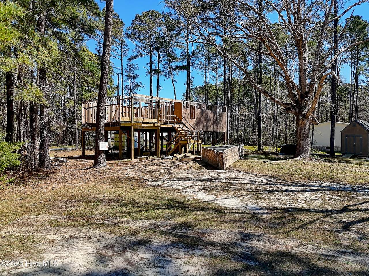 1400 Stanley Road - Photo 1