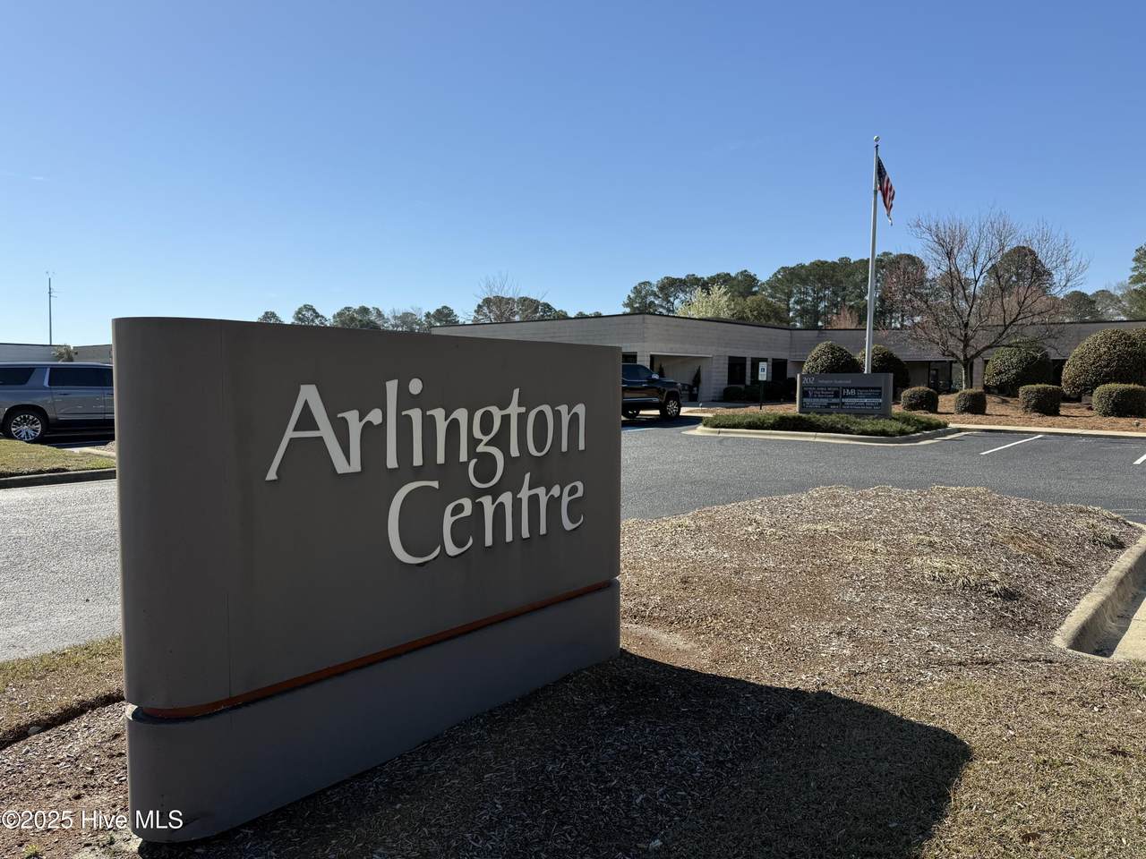 202 Arlington Boulevard - Photo 1