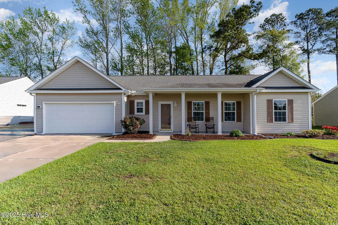 180 Oak Crest Circle - Photo 1