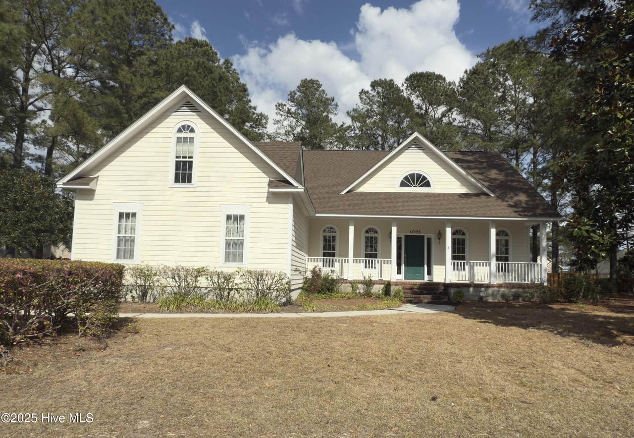 1005 Greymoss Lane - Photo 1