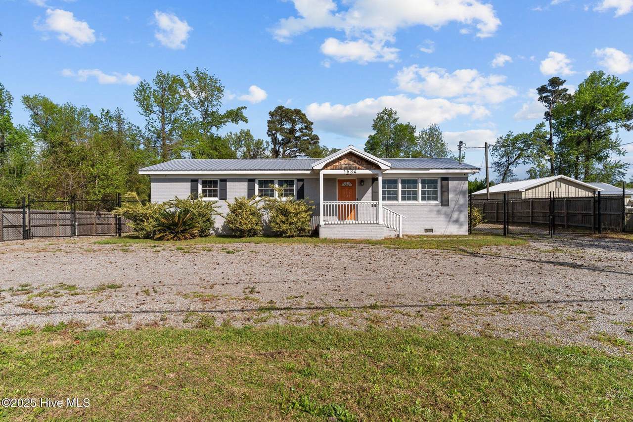 1534 Kerr Avenue - Photo 1