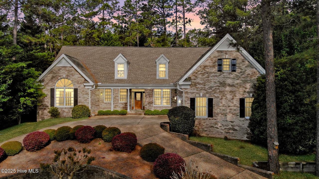 665 Lake Forest Drive - Photo 1