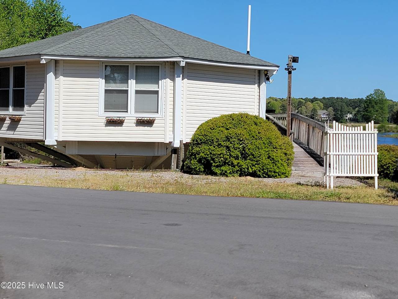 322 Bald Cypress Drive - Photo 1