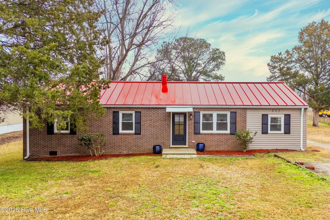 207 Glenburnie Road - Photo 1