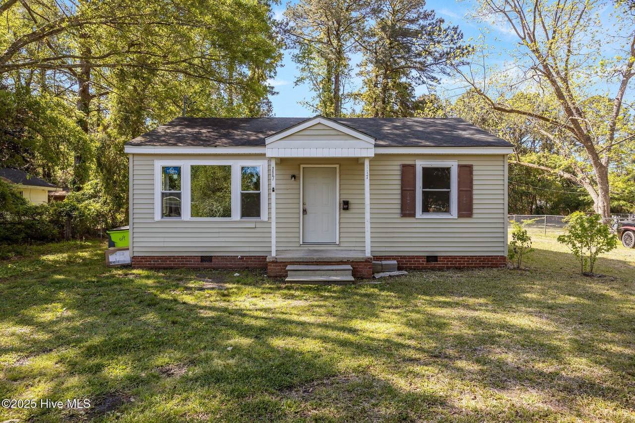 117 Beaufort Drive - Photo 1