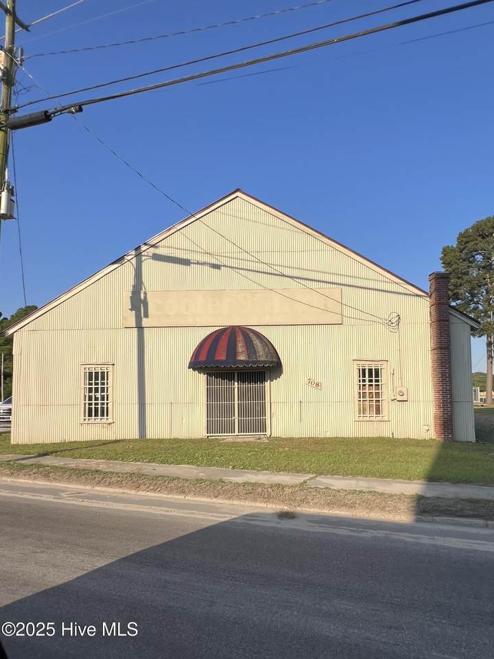 708 Alston Street - Photo 1