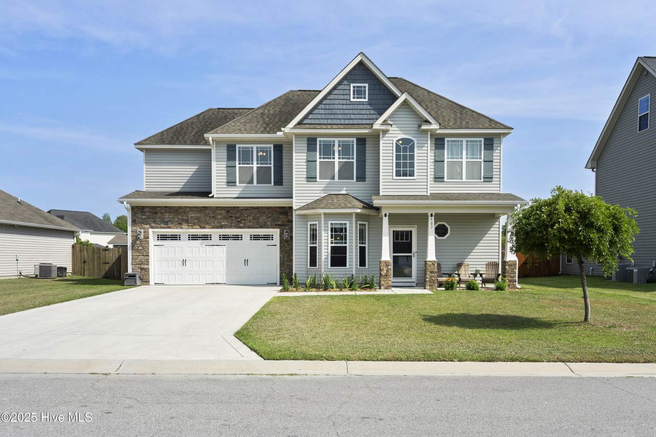 507 Romper Road - Photo 1