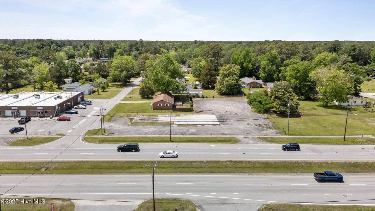 916 Main Street - Photo 1