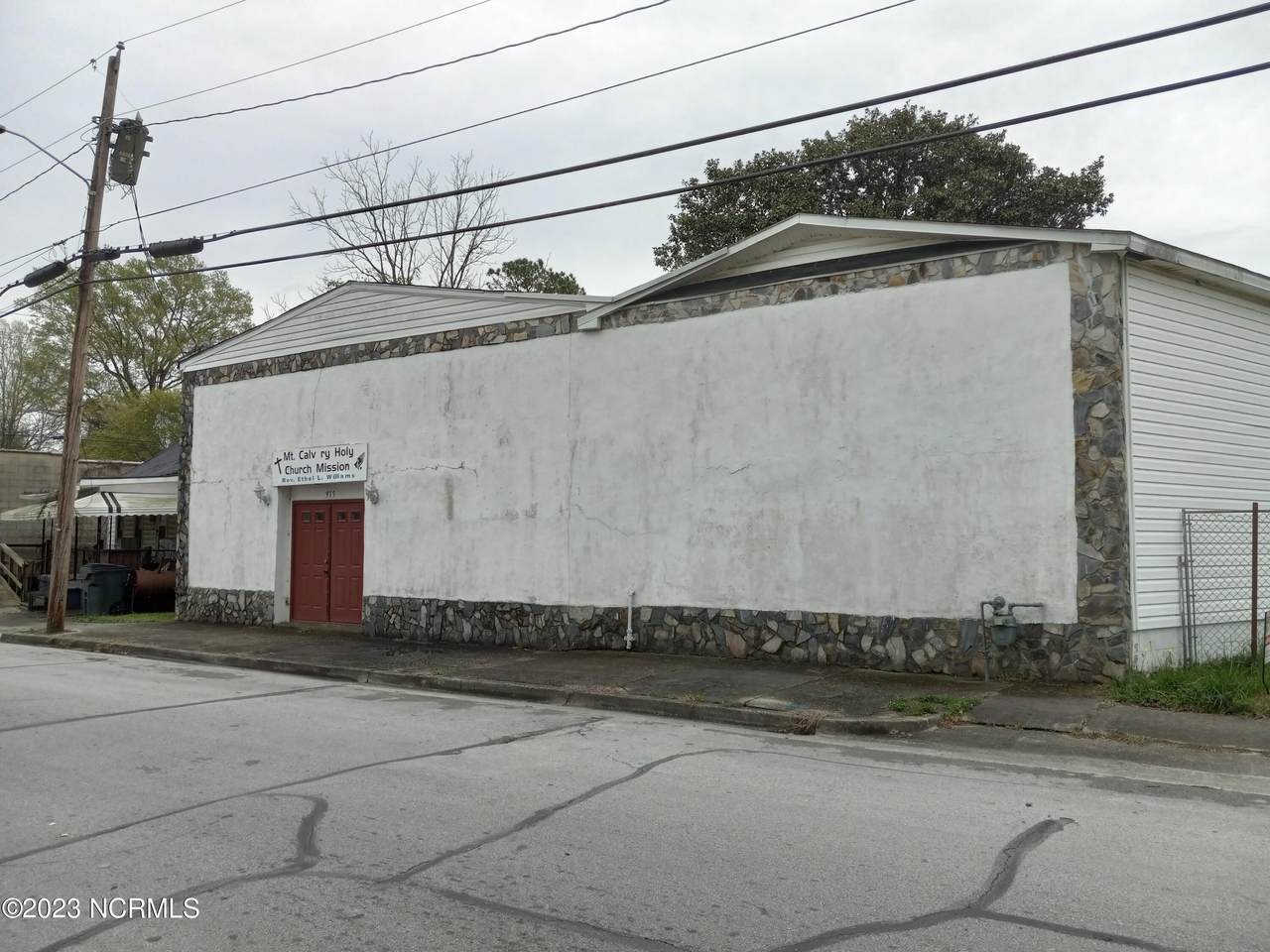 915 Tower Hill Road - Photo 1
