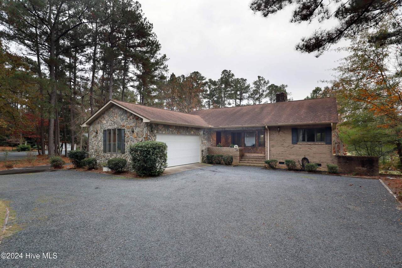 750 Mimosa Drive - Photo 1