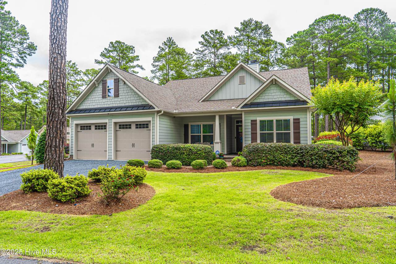 255 Champions Ridge Drive - Photo 1