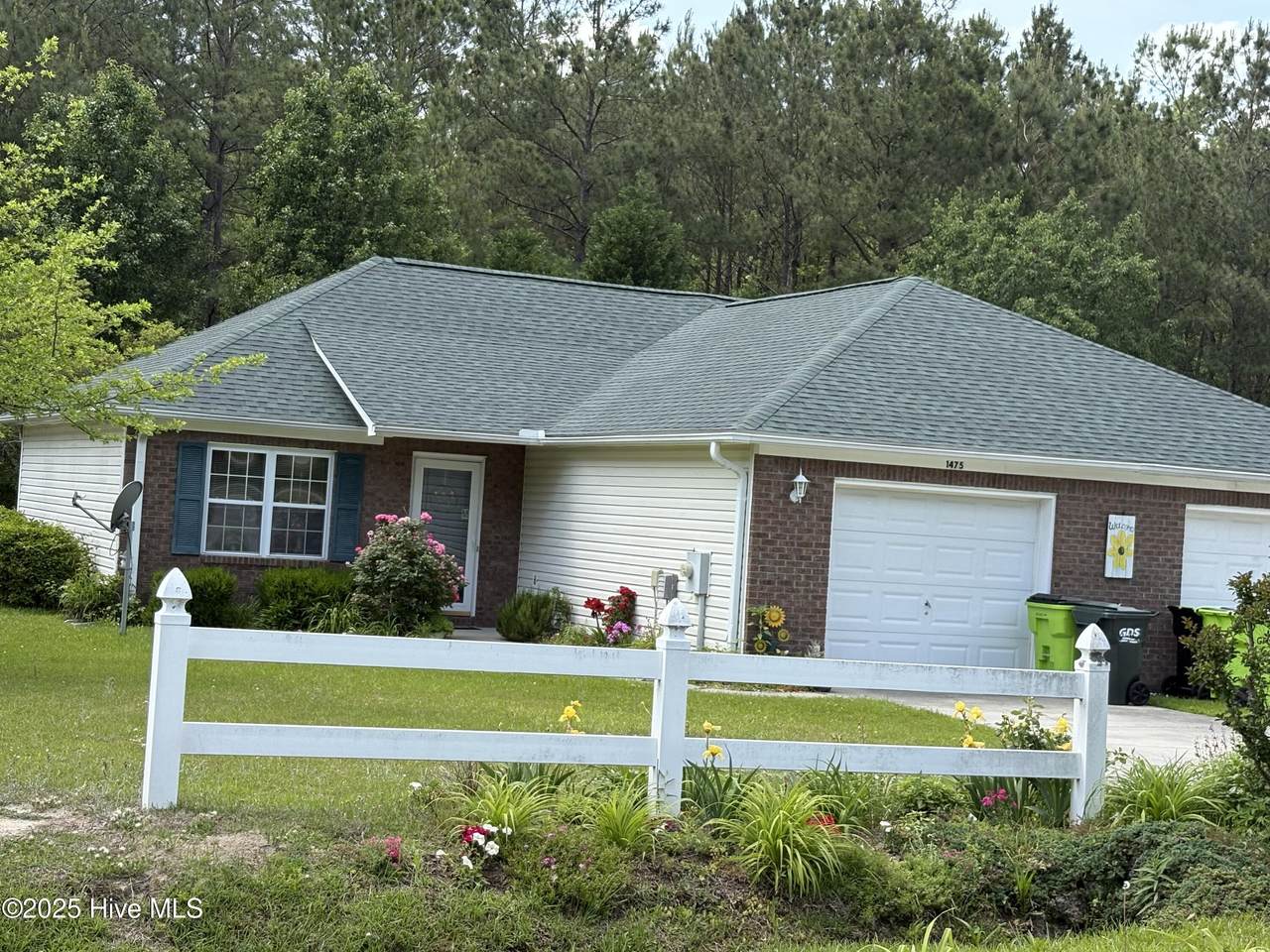 1475 Racetrack Road - Photo 1