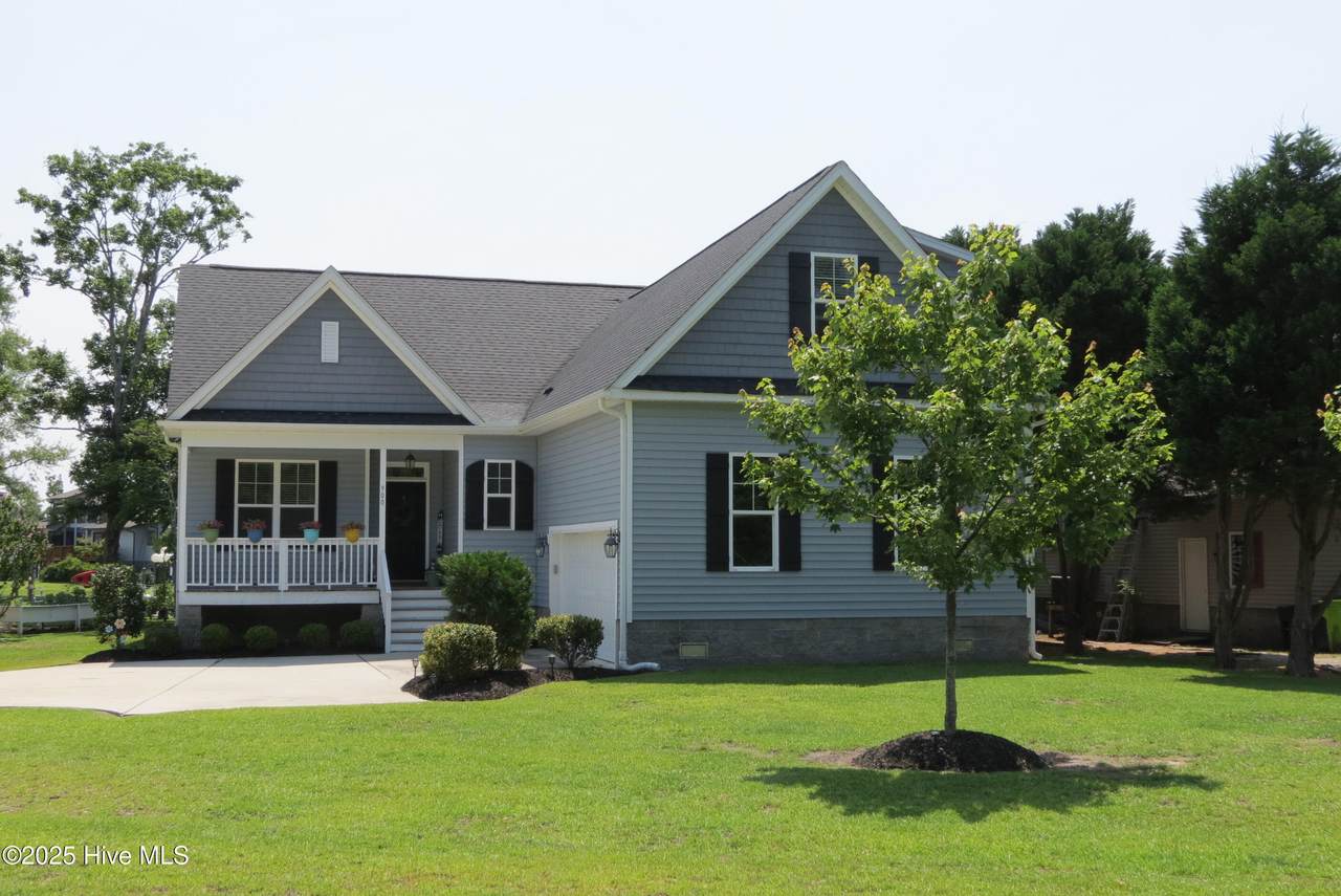 900 Coral Court - Photo 1