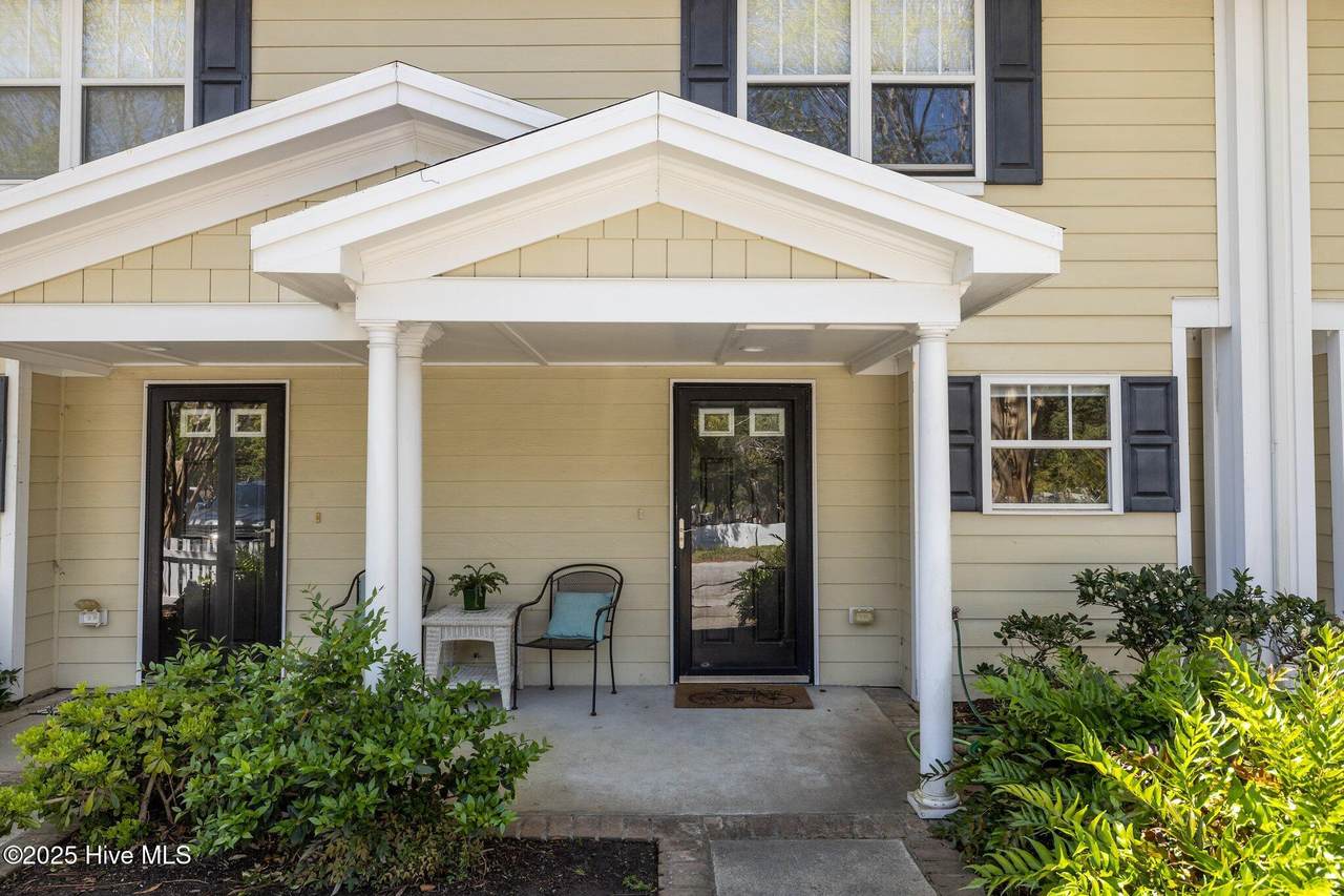1308 Ann Street - Photo 1