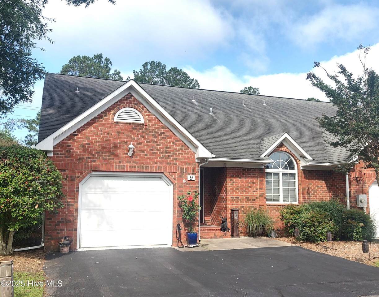 9 Pier Pointe - Photo 1