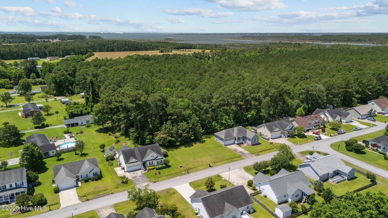107 Madison Bay Drive - Photo 1