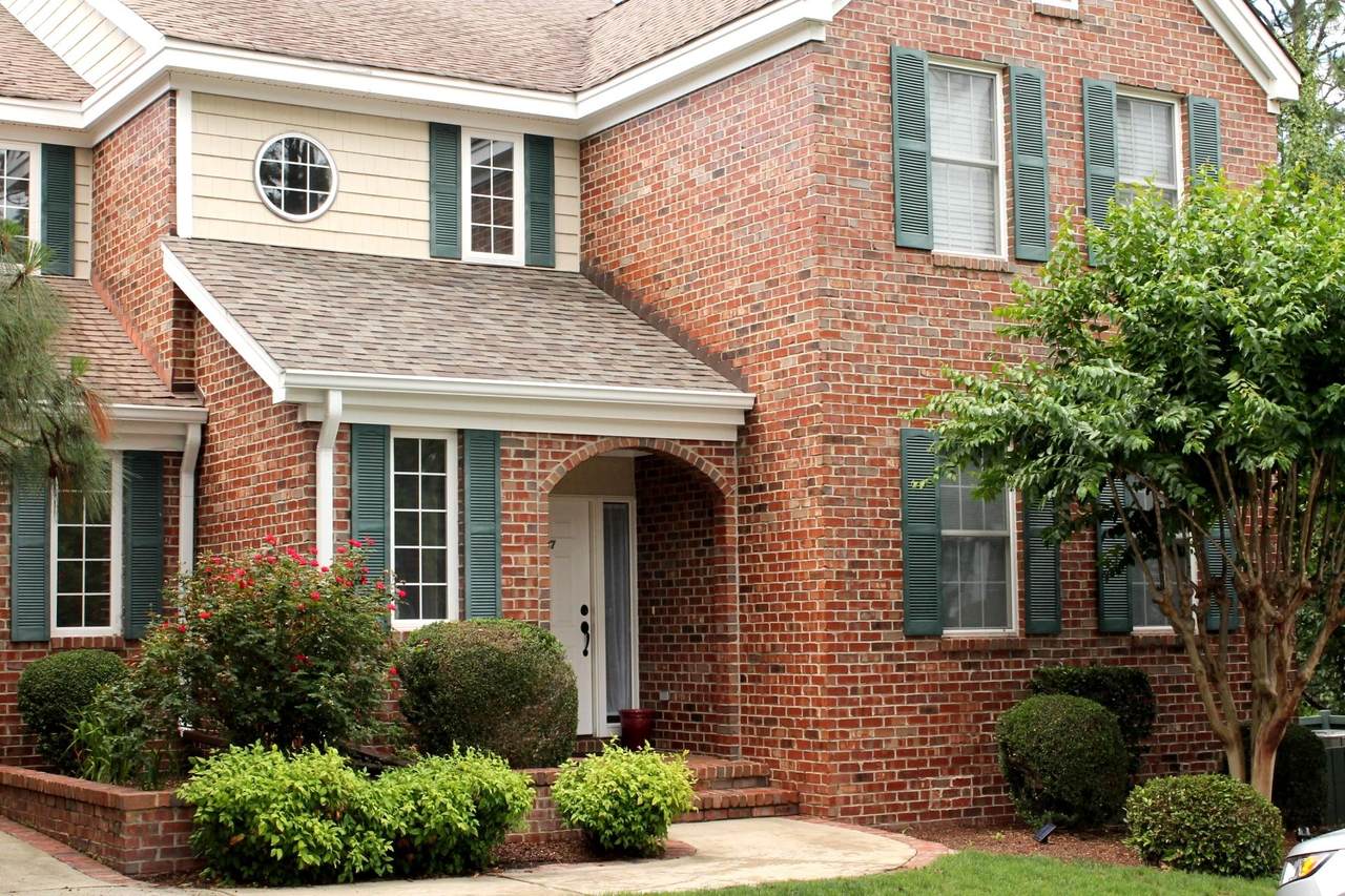 2137 Creswell Drive - Photo 1