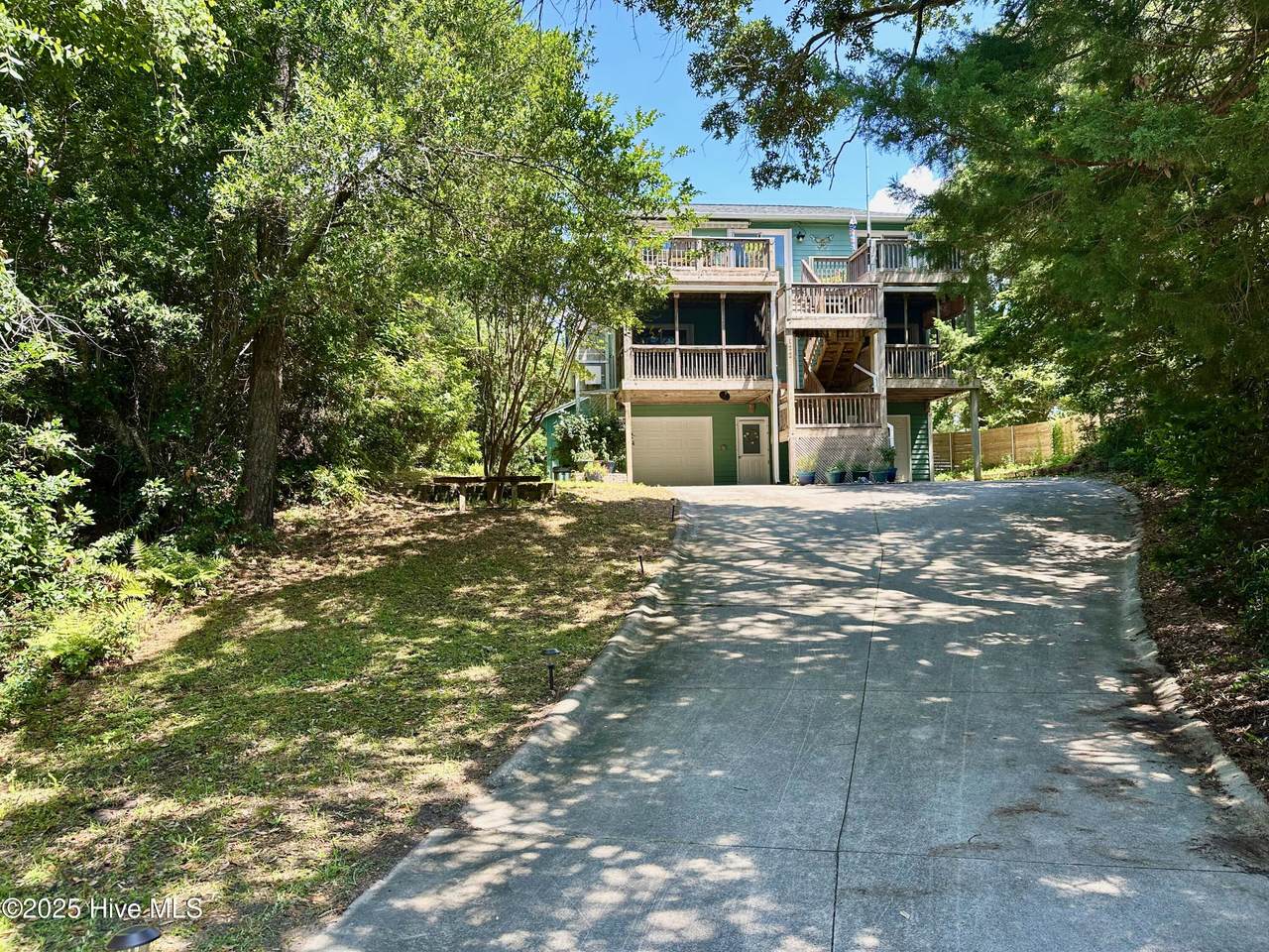 122 Ethel Drive - Photo 1