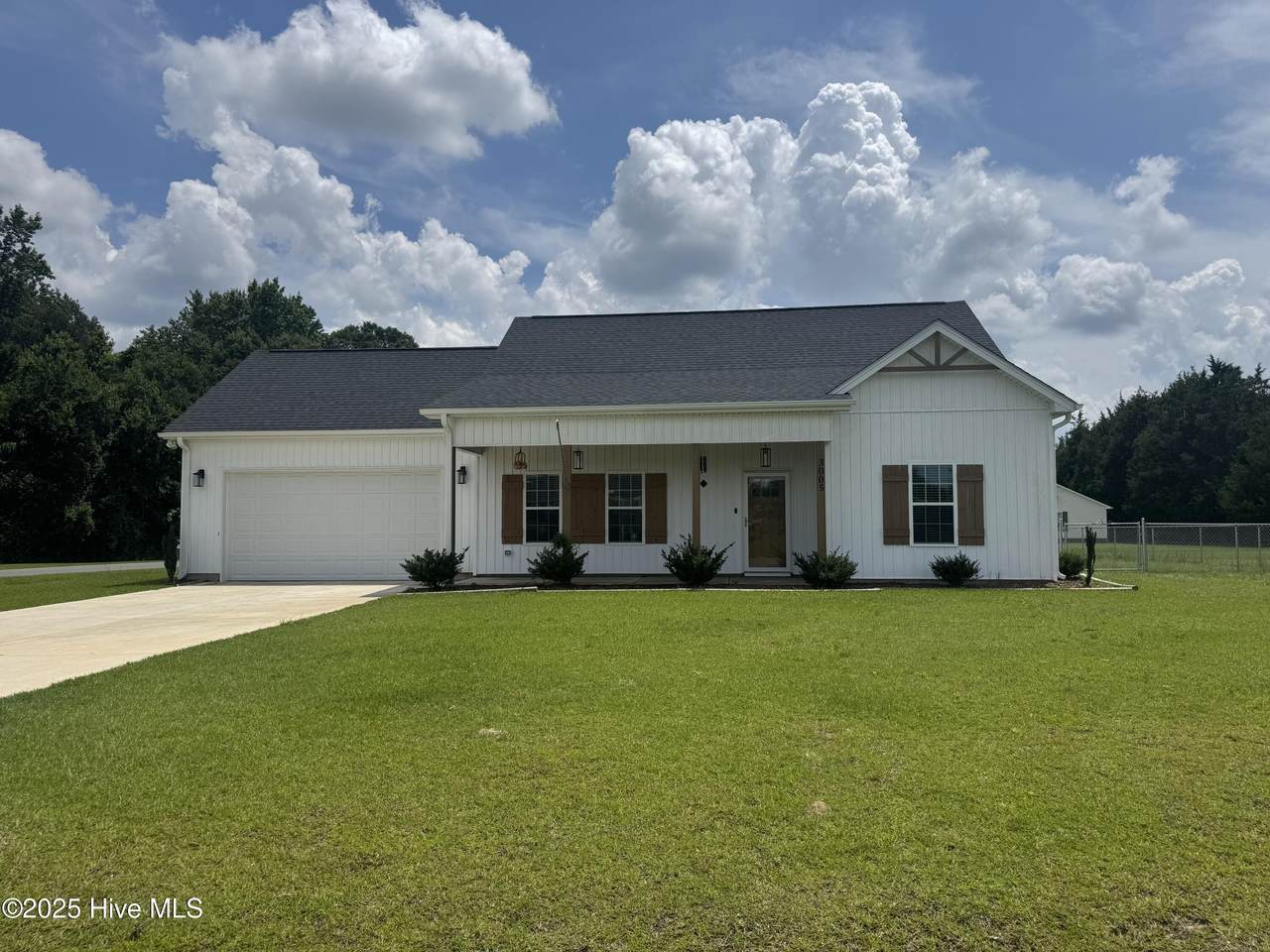 3005 Condor Court - Photo 1
