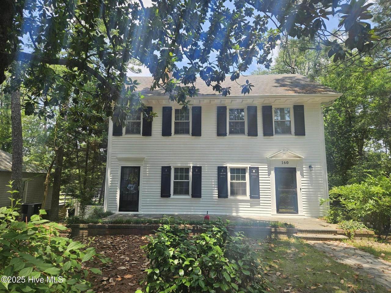160 Ridge Street - Photo 1