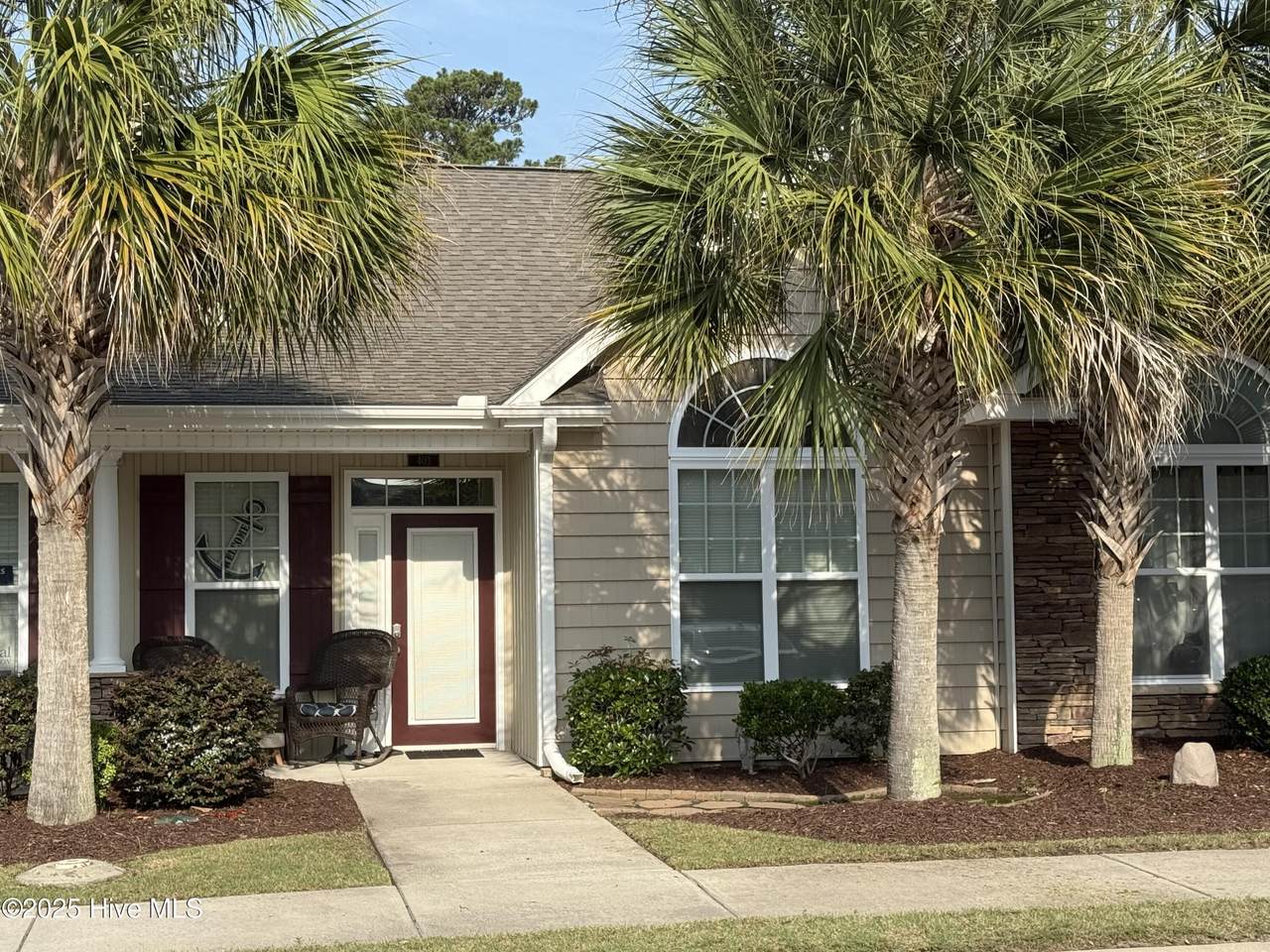7195 Bonaventure Street - Photo 1