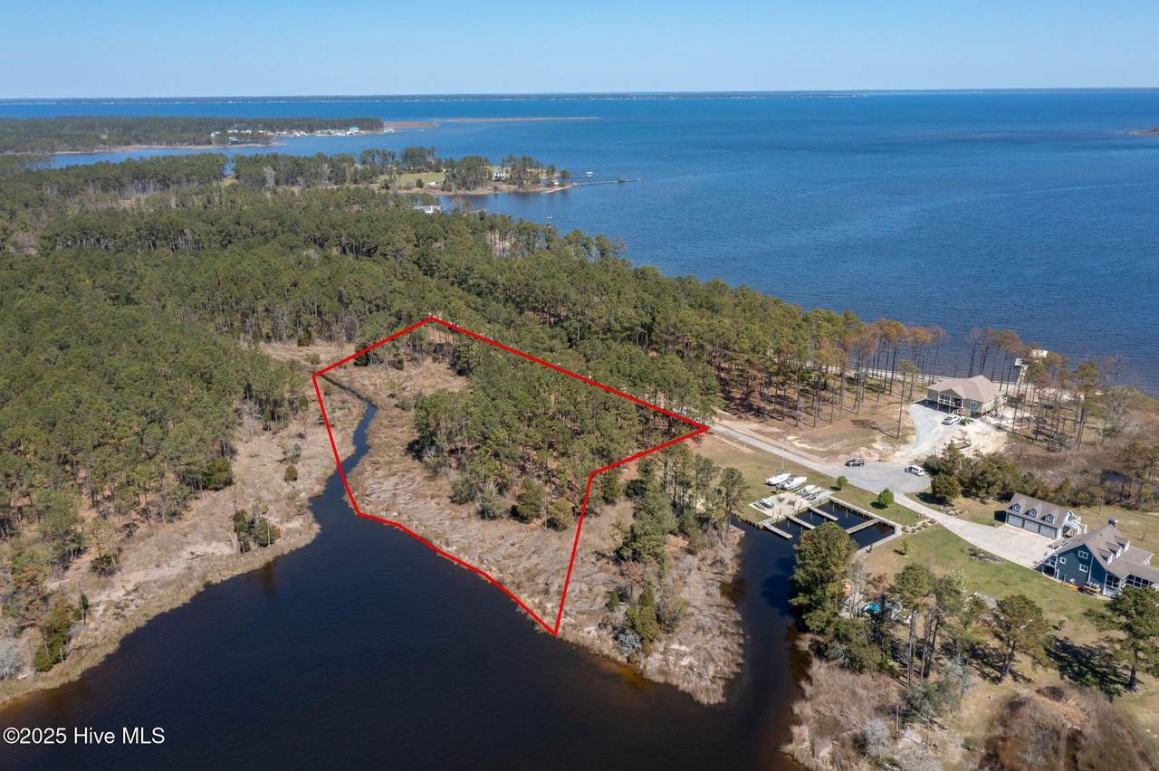 13 Gray Goose Drive - Photo 1