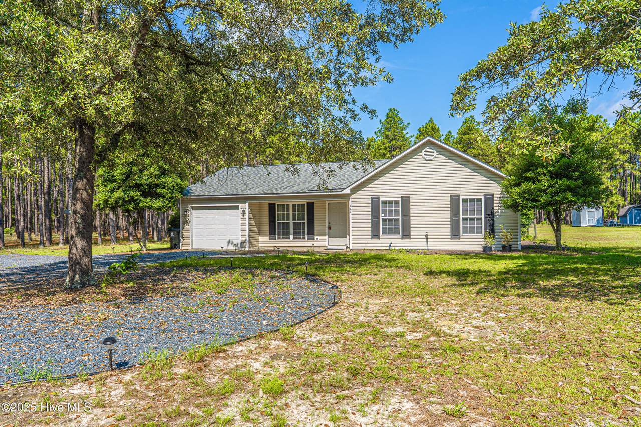 140 Ridgecrest Street - Photo 1