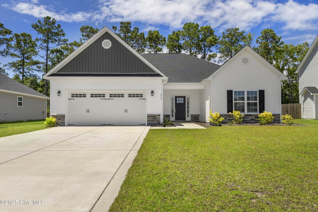 212 Lookout Lane - Photo 1