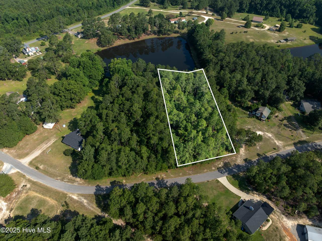 7 Country Lane - Photo 1
