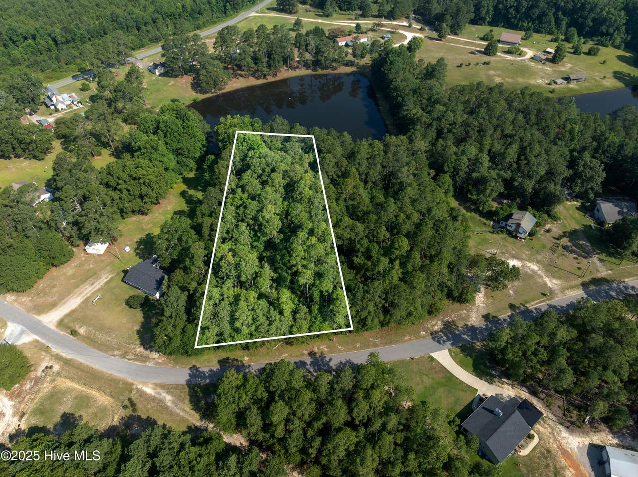 8 Country Lane - Photo 1