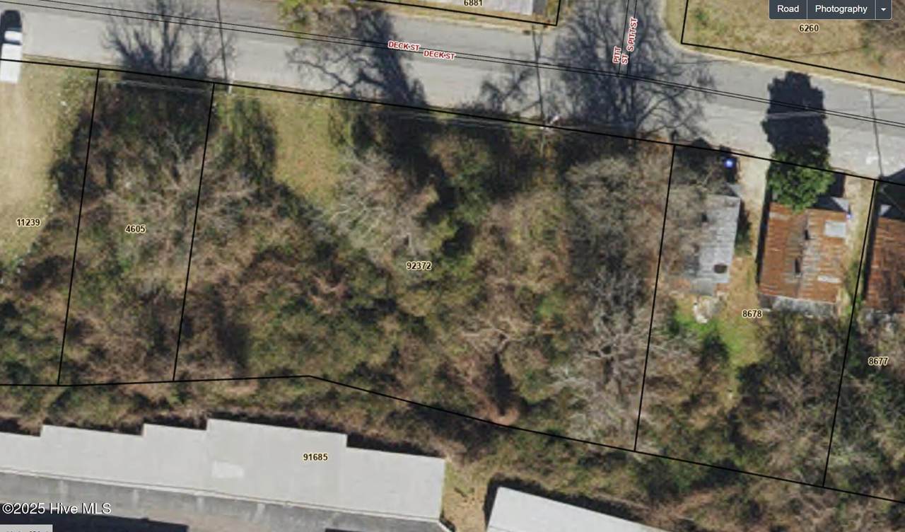 303 Deck Street - Photo 1