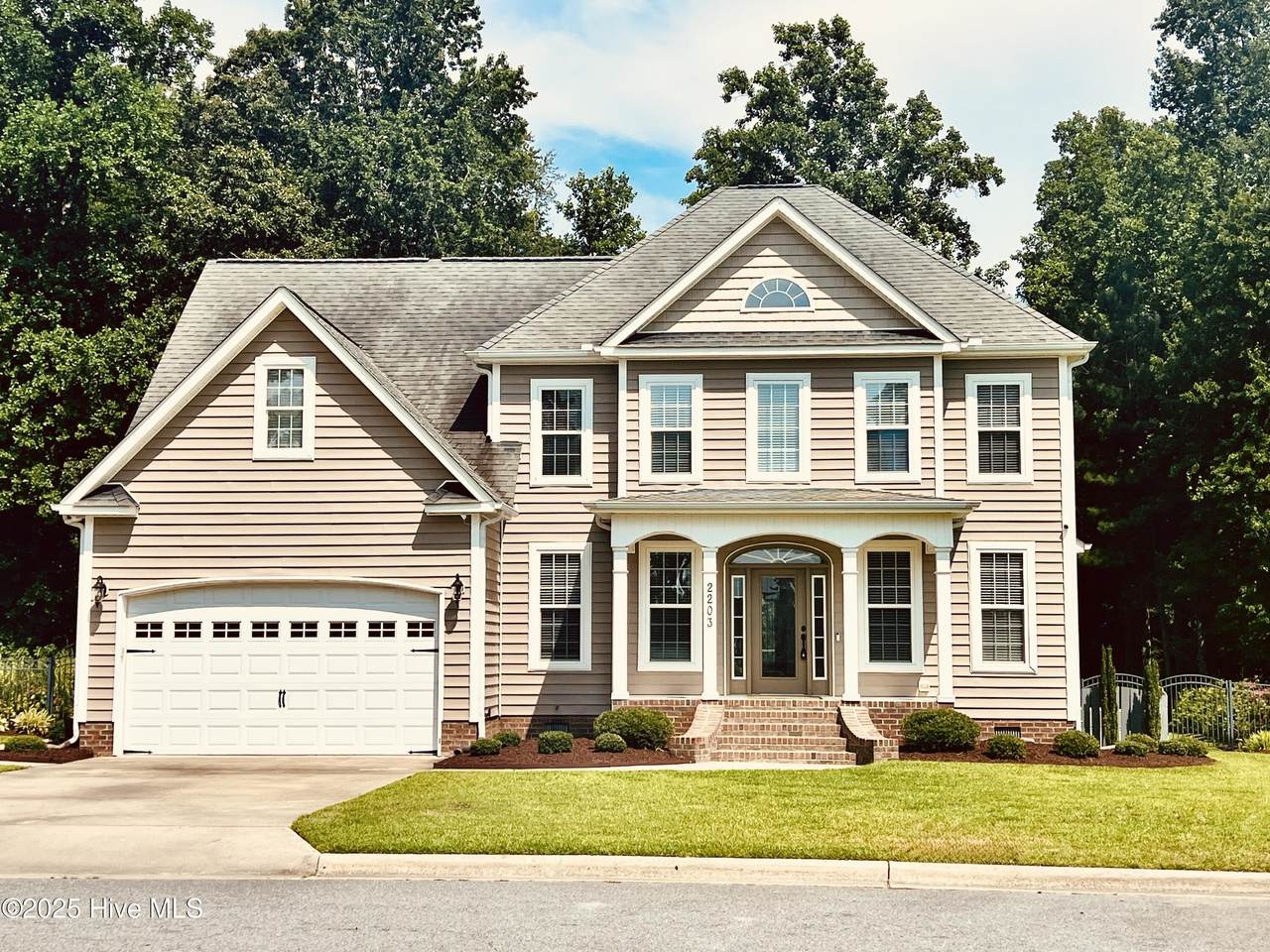 2203 Franklin Drive - Photo 1
