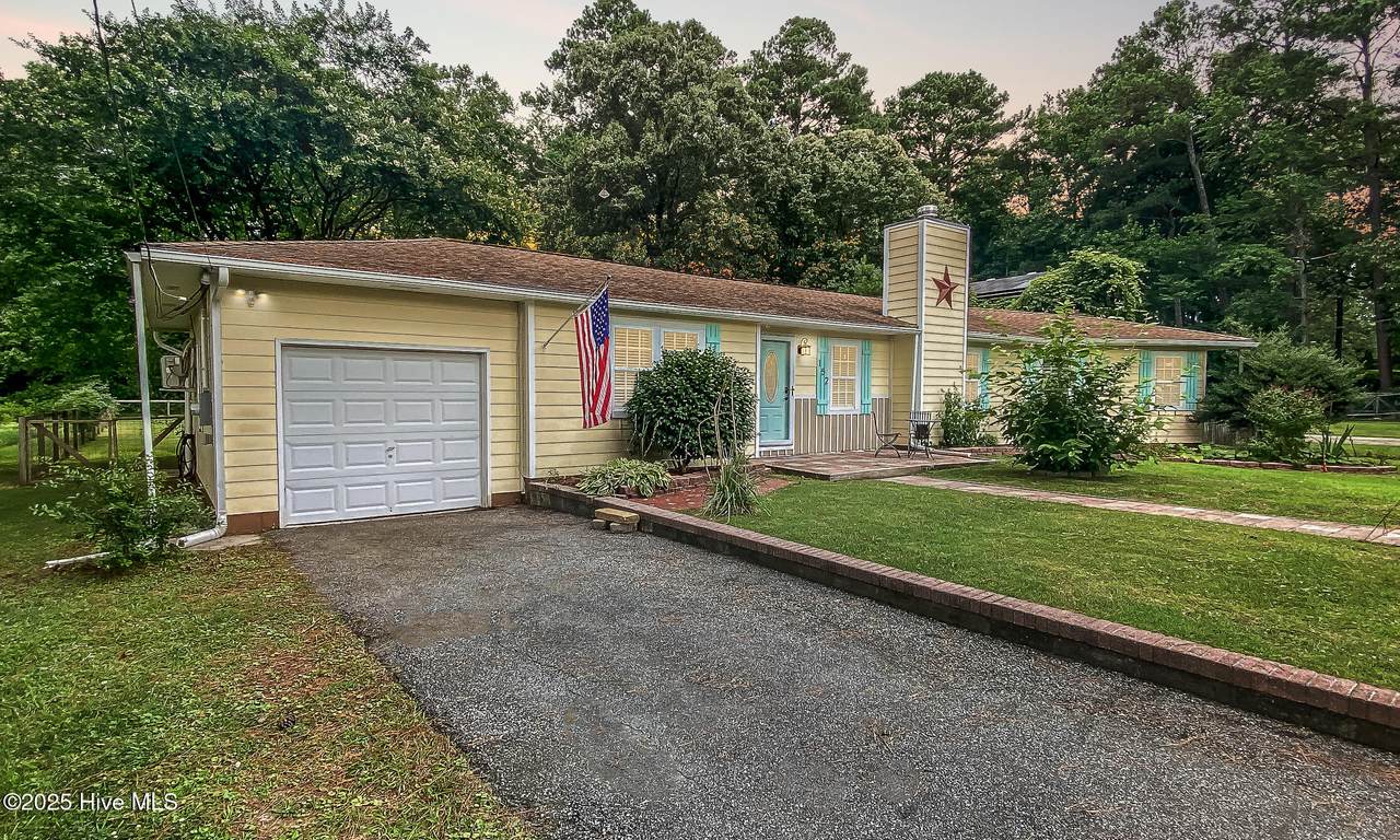 152 Mills Road - Photo 1
