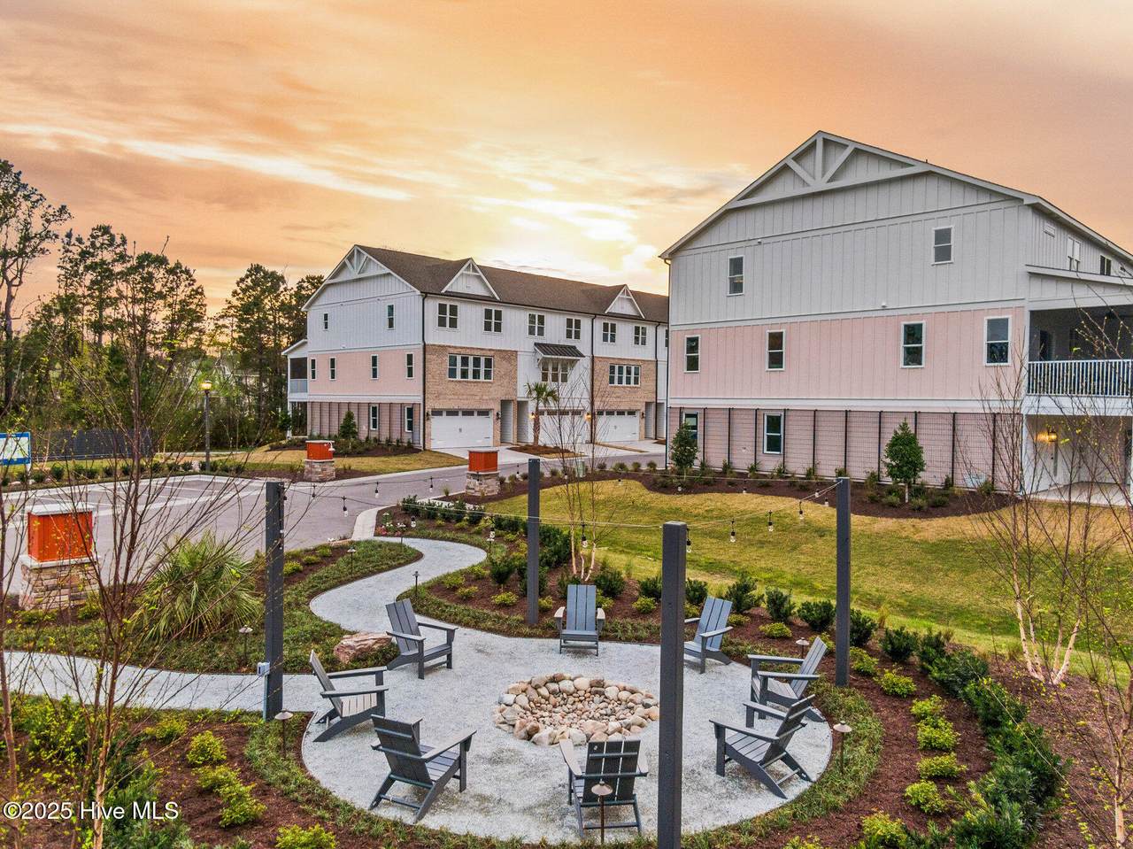 827 Anchors Bend Way - Photo 1