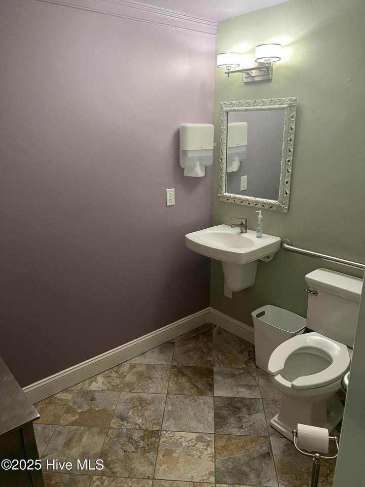 https://bt-photos.global.ssl.fastly.net/ncreg/1280_boomver_1_100517852-2.jpg