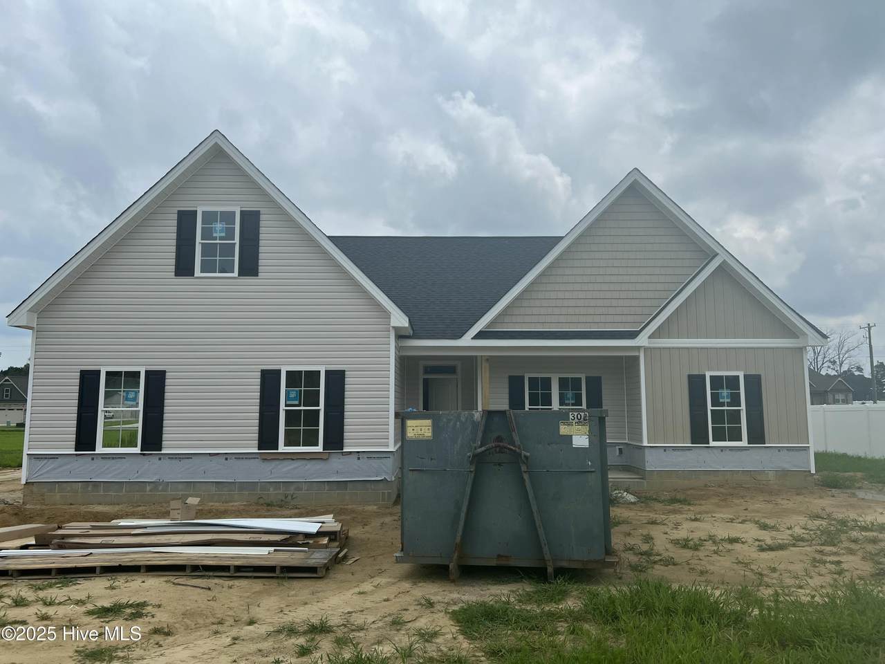 102 Chester Place - Photo 1