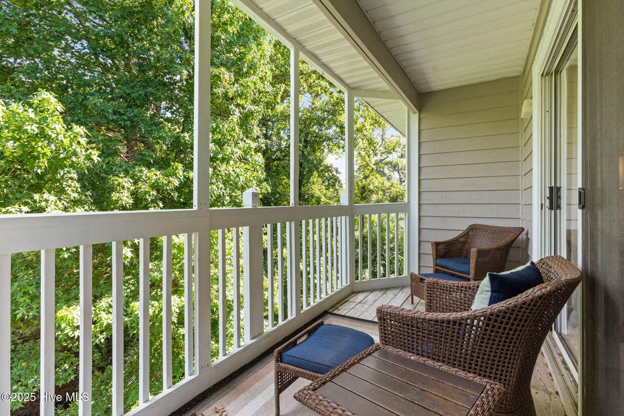 3030 Marsh Winds Circle - Photo 1