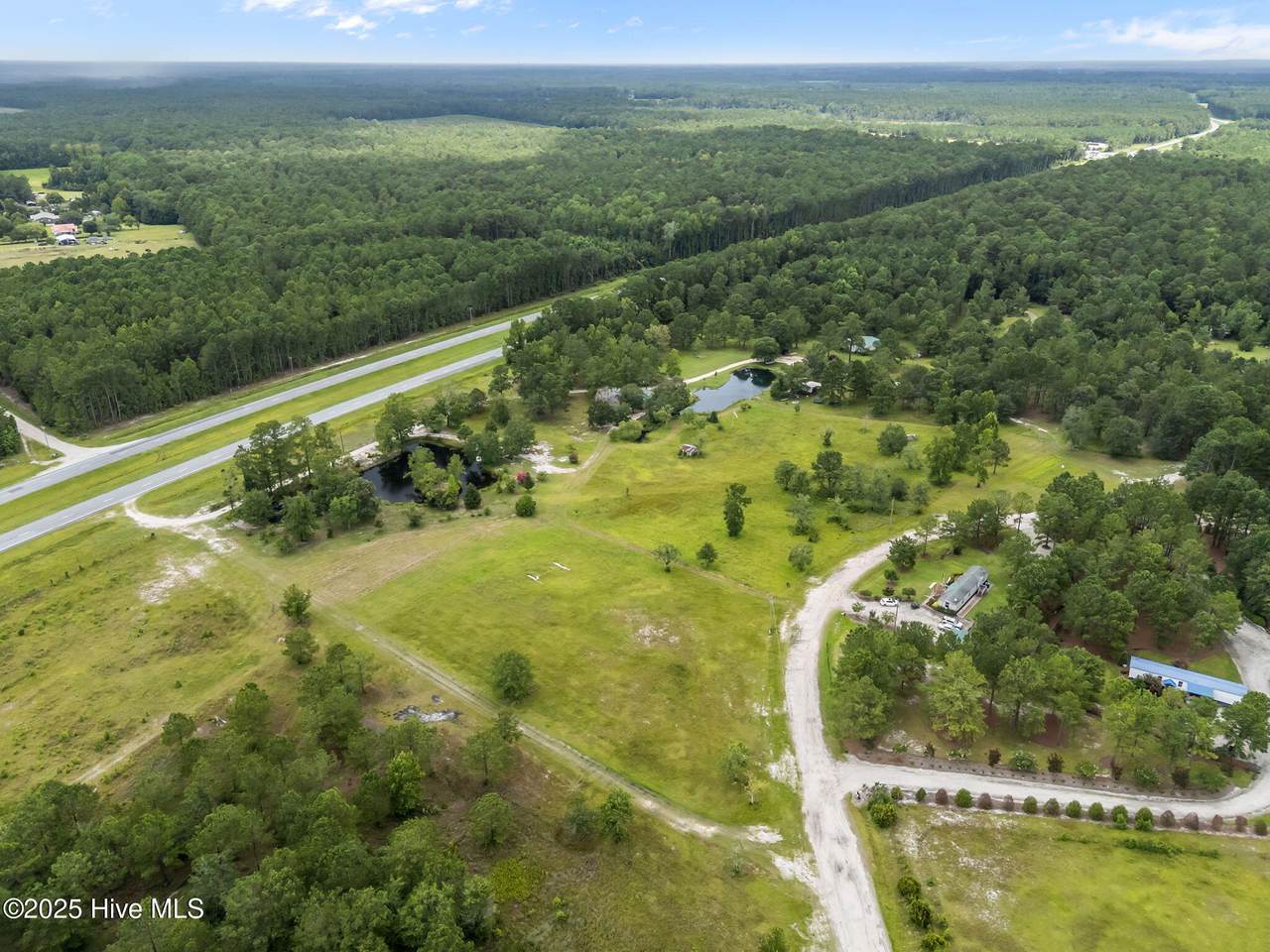 217 Trotters Lane - Photo 1