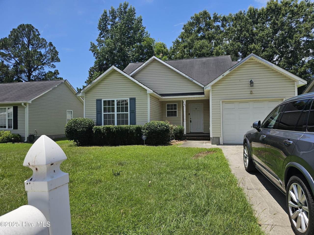 606 Mattocks Avenue - Photo 1