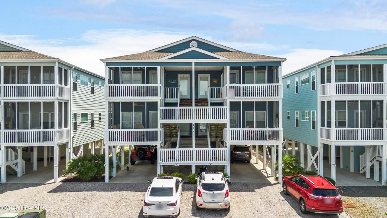 419 27th Street - Photo 1