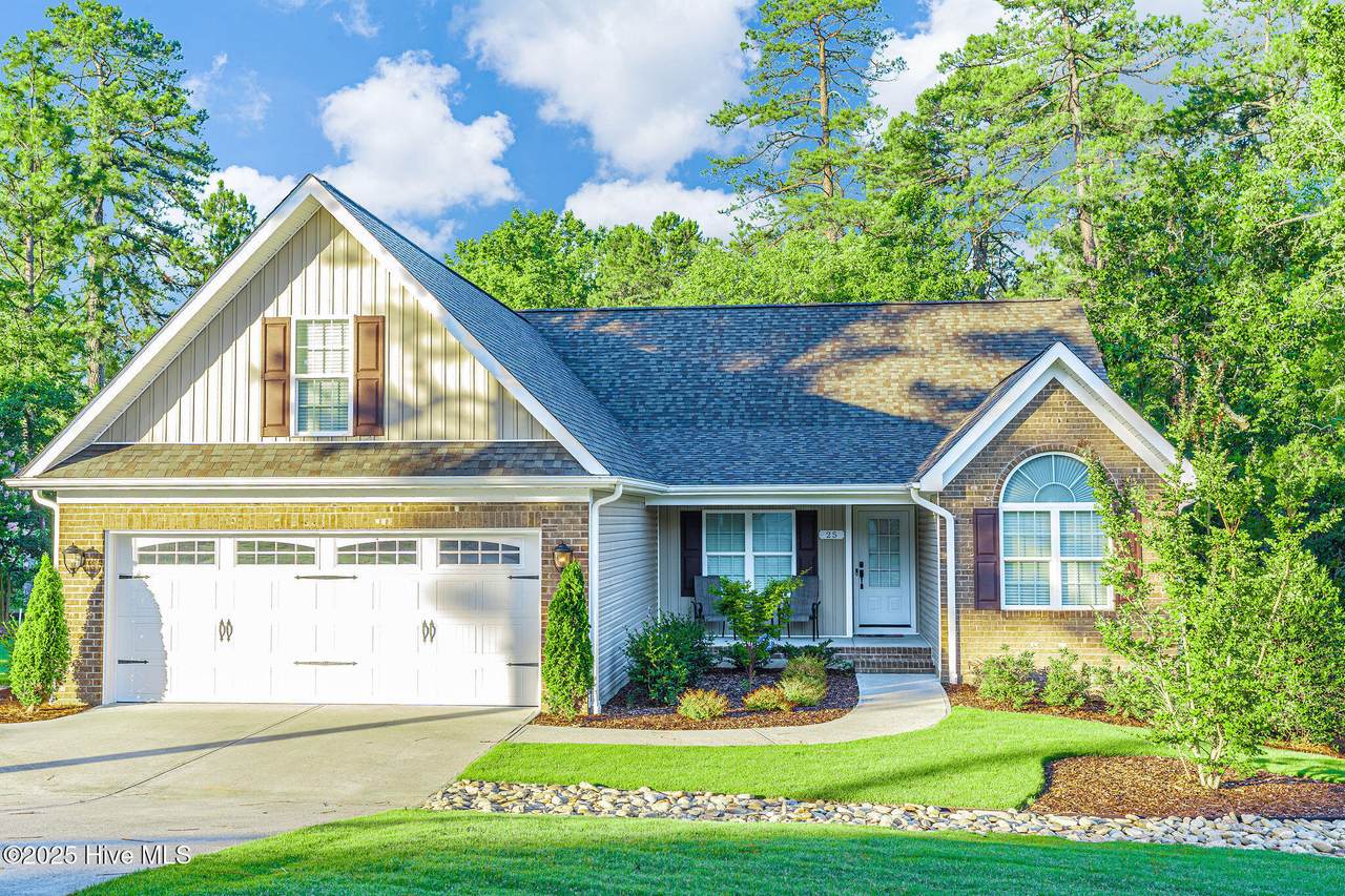 25 Lake View Drive - Photo 1