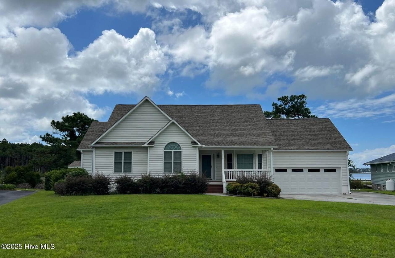 136 Hunting Bay Drive - Photo 1