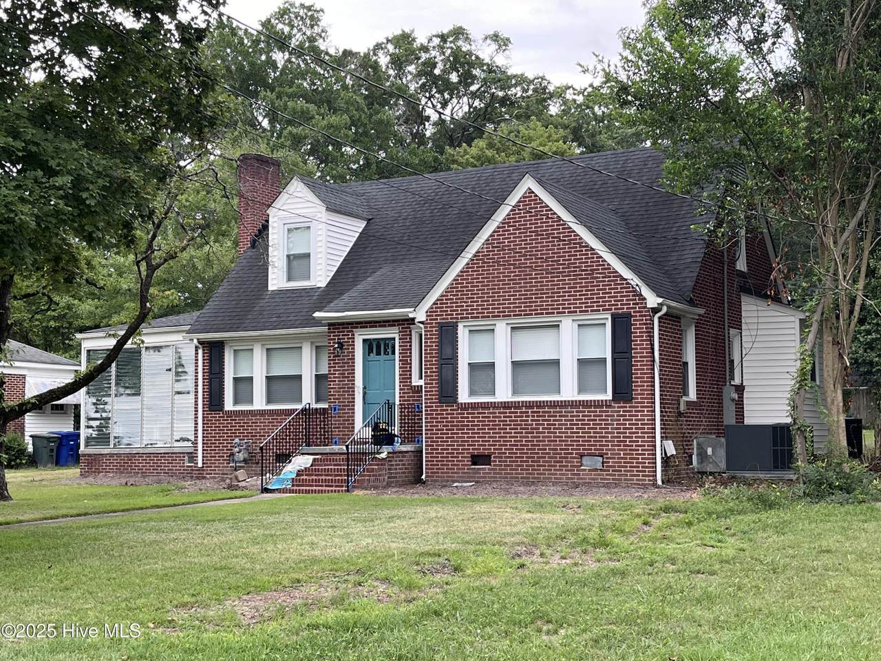 1910 4th Street - Photo 1