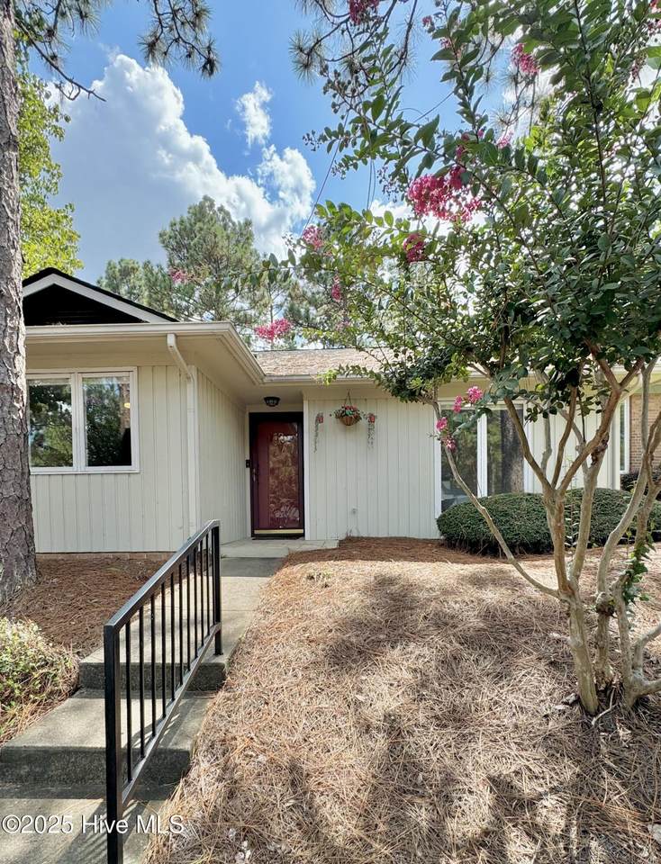 12 Garden Villa Drive - Photo 1